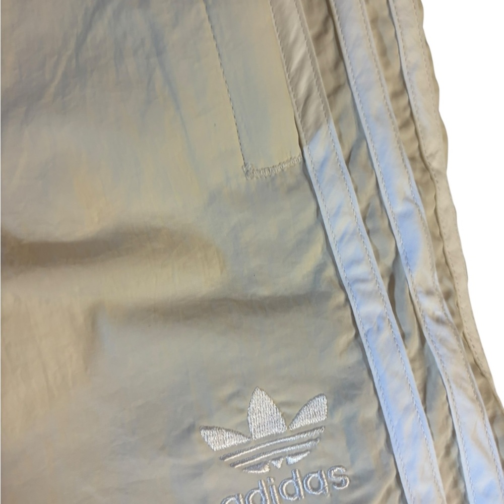 🩳 Adidas Originals Sprinter Shorts | Men’s Medium | Wonder White - Picture 4 of 6